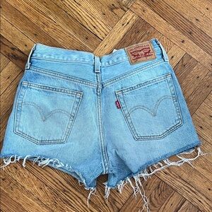 Levi's Women's Frayed Hem Light Blue Jean Shorts size 27